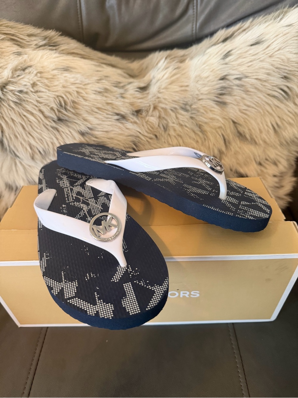 MICHAEL KORS Navy Logo Flip Flops with White Straps